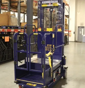 Ballymore PS-12D maintenance lift shown from an alternate angle