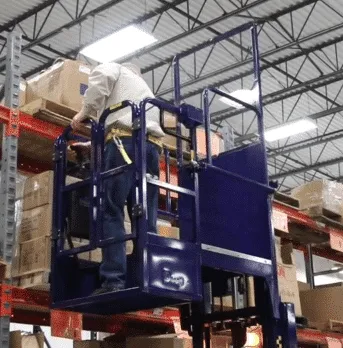 Ballymore PS-12D maintenance lift shown from an alternate angle