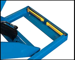 Bishamon L2K-2848 hydraulic lift table shown from an alternate angle