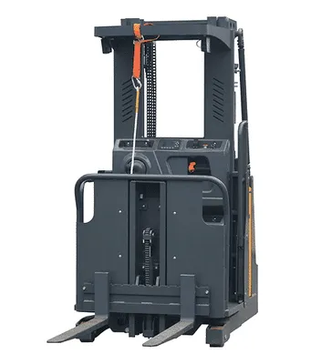 EKKO Lifts EOP68 pallet jack shown from an alternate angle