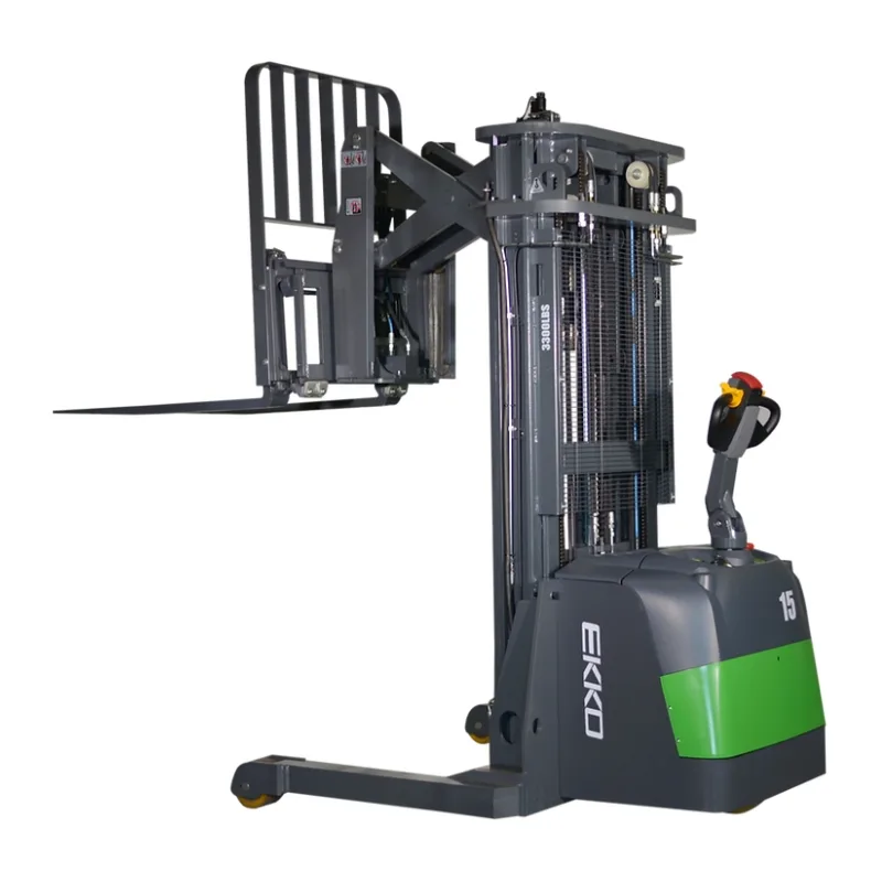 Lithium Walkie Reach Truck ER15-138Li, 3,300 lbs. Capacity