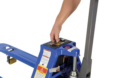 EPT-S-2748-30-QL pallet jack shown from an alternate angle