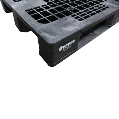 STK 763 Plastic Pallet Corner View
