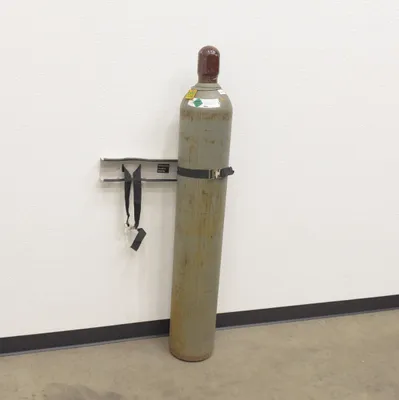 Vestil CB-W-2S Steel Wall-Mounted 6