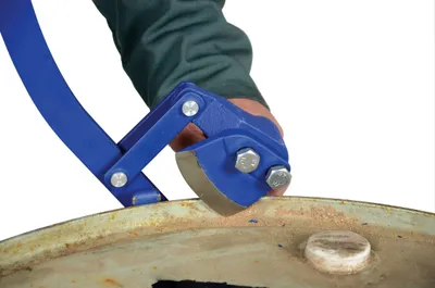 Vestil DD-10 Steel Manual Drum De Header with Blade 7