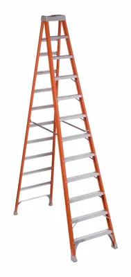 Vestil FBSL-12 ladder shown from an alternate angle