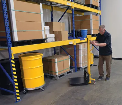 Vestil HWL-330 hand truck shown from an alternate angle