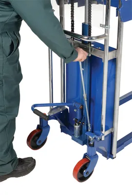 Vestil HYD-10-EP Steel Portable Foot Pump Hefti-Lift 4