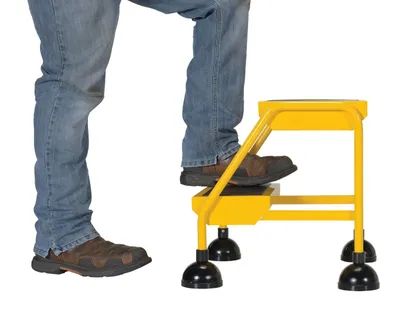 Vestil LAD-2-Y ladder shown from an alternate angle