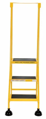 Vestil LAD-3-Y ladder shown from an alternate angle