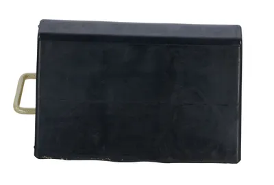 Vestil RWC-25 Molded Rubber Jumbo Wheel Chock 2