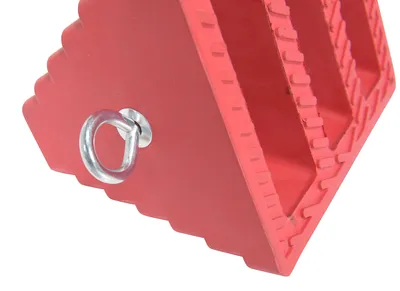 Vestil RWC-8-RD Rubber Wheel Chock with Eye Bolt 3