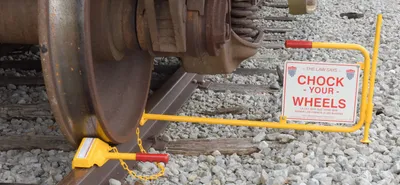 Vestil SRCFRC Steel Single Rail Chock with Flag Rail Chock