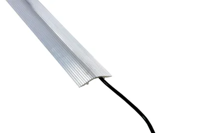 Vestil WR-48 Extruded Aluminum HoseCable Crossover