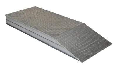 Vestil Aluminum Heavy Duty Wheel Riser 108 In. x 24 In. x 7-7/8 In. 30000 Lb. Capacity Silver