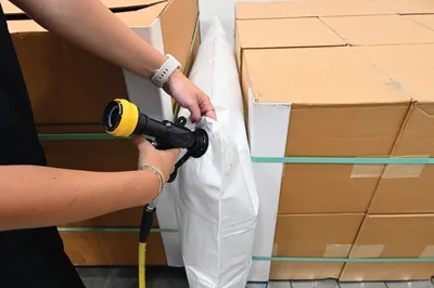 Vestil BAG-L-IG inflatable dunnage bag shown from an alternate angle