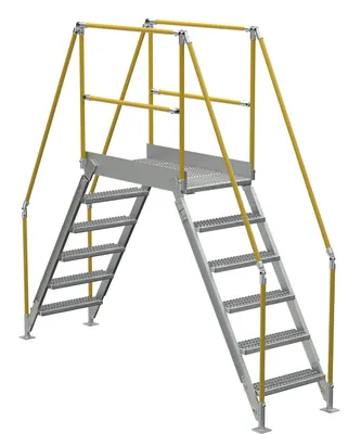 Vestil Aluminum Crossover Ladder 6 Step 48 x 29-1/8 In. Platform 500 Lb. Capacity Silver