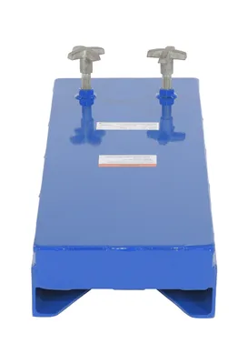 Vestil FBM-7.5-500 beam mover shown from an alternate angle