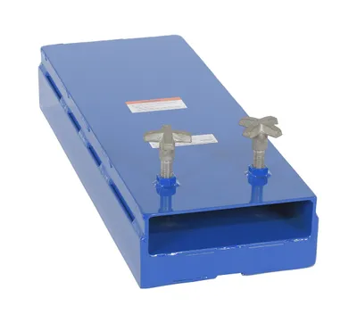 Vestil FBM-7.5-500 beam mover shown from an alternate angle