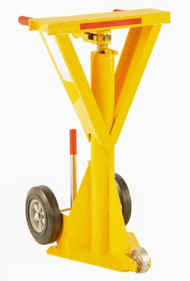 Vestil Steel Beam Trailer Stabilizing Ratchet Jack 26-11/16 In. x 23-3/4 In. x 40 In. 100,000 Lb. Static Capacity Yellow