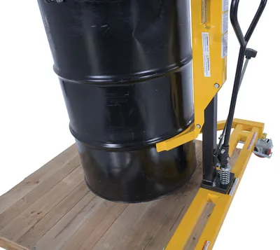 Vestil PSDT pallet straddling drum truck shown from an alternate angle