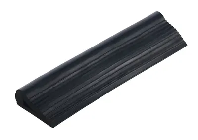 Vestil Industrial Rubber Triangular Wedge 6-3/4 In. x 24-1/4 In. x 3 In. Black