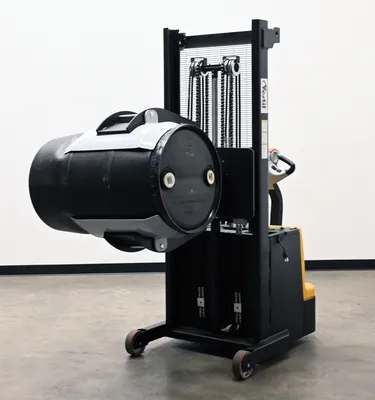 Vestil S-MU-VDGR-PDRM-30 fully powered vertical gripper rotator shown from an alternate angle