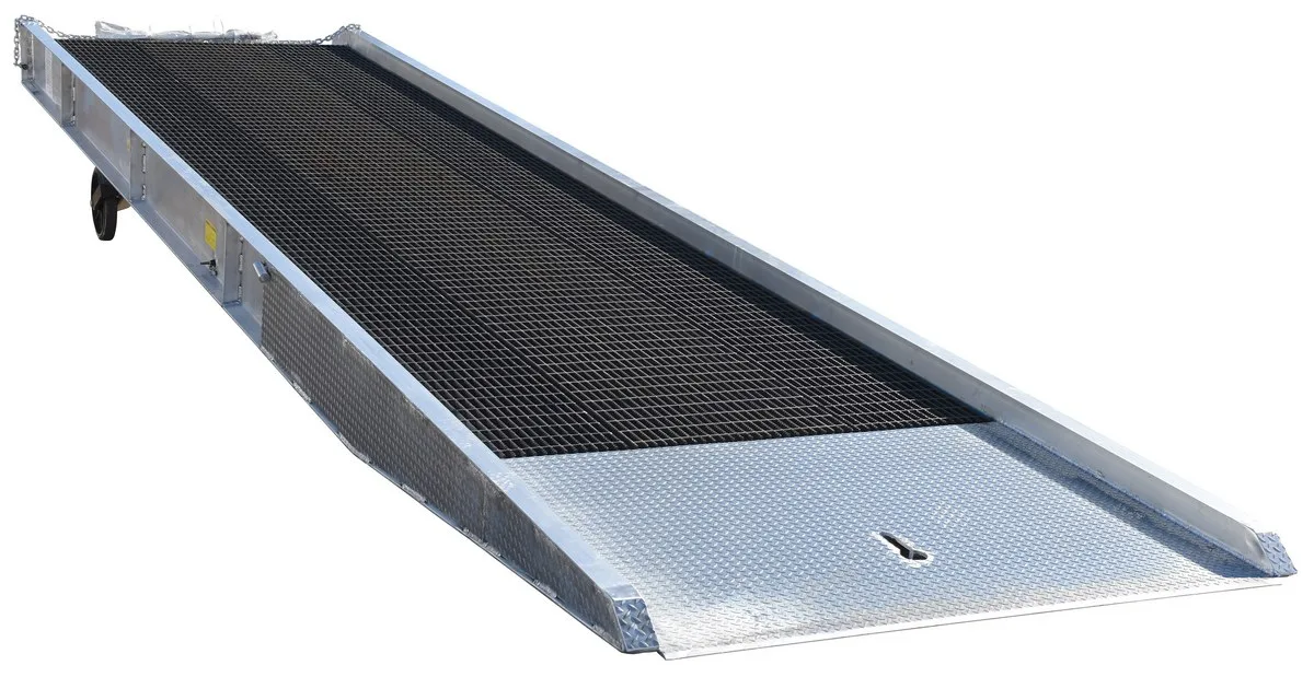 Vestil SY-168430 aluminum yard ramp